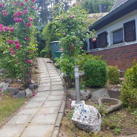 Gemuetliches Ferienhaus In Seenaehe Sewekow 外观 照片
